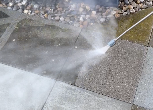 Reinigungsprozess mit heisses Wasser